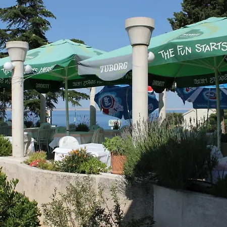 Twin Starigrad 3335b